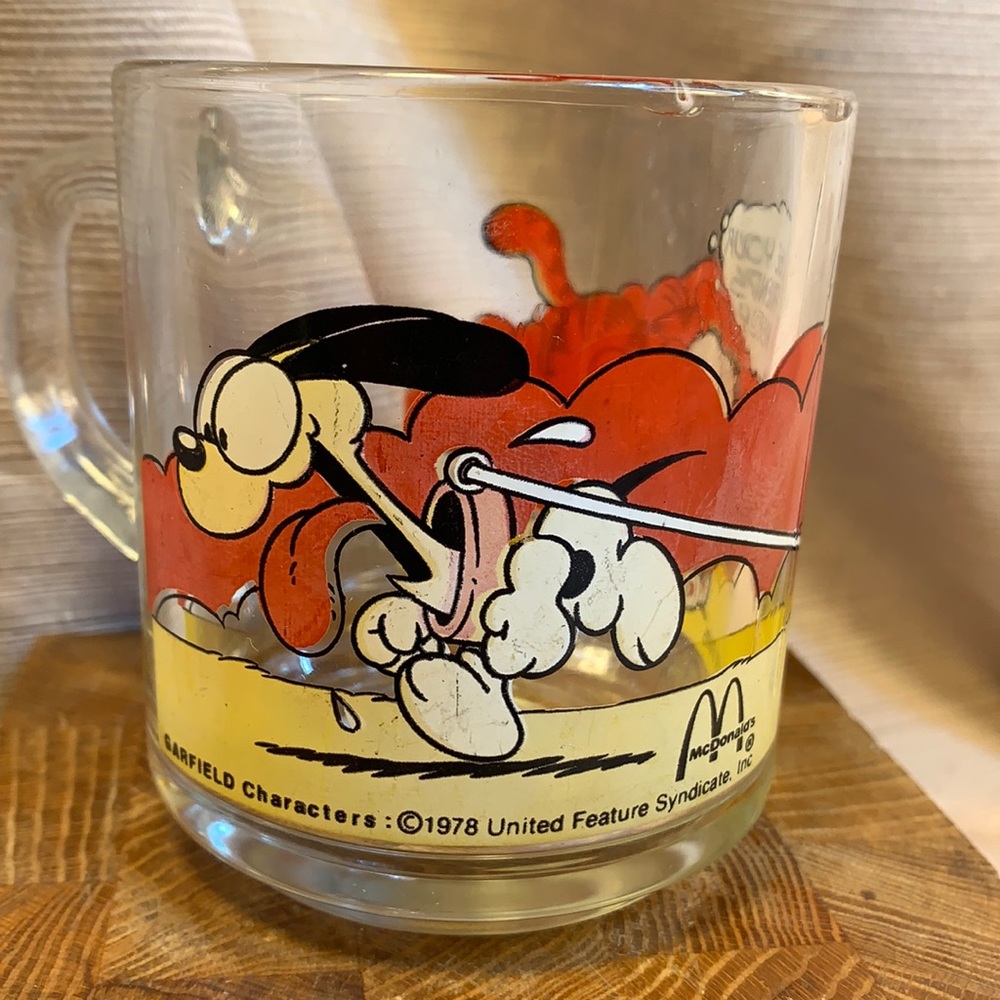 McDonald’s uber RARE 1978 Garfield Anchor cup